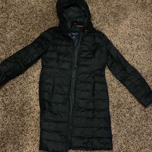 Women’s AE Light weight puffer jacket